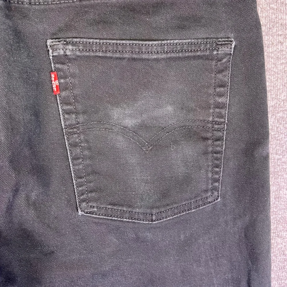Levis 513 Slim Straight Jeans Mens 36x30 Black Distressed Grunge Stretch Casual‎